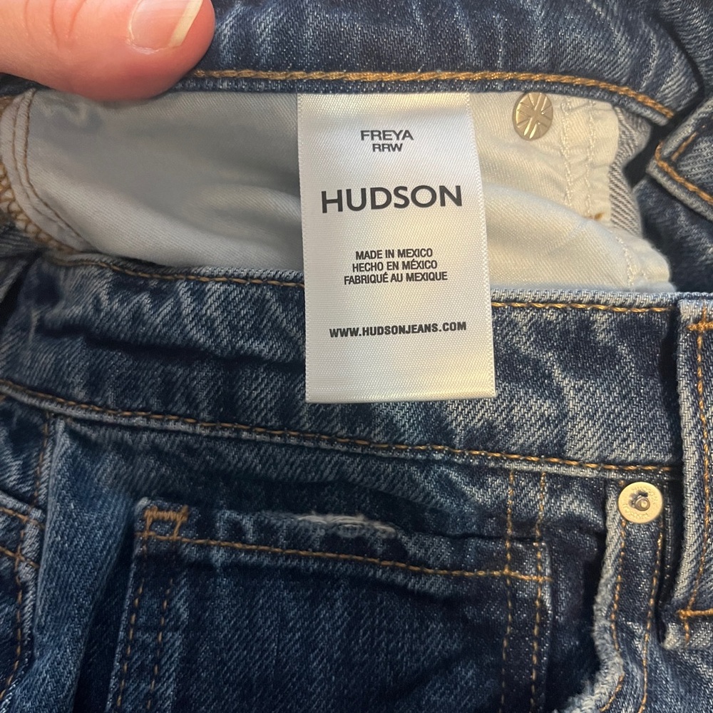 NWT Hudson Freya Mid-Rise Wide Leg Distressed Skater Jeans Sz 30 - Picture 13 of 16